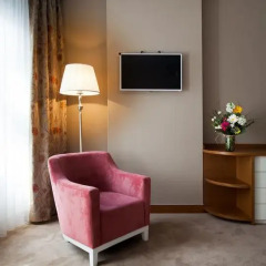 Отель Gravis Suites 3* Улучшенный номер