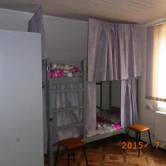 Hostel Favorit Кровать в общем номере с двухъярусной кроватью фото 3