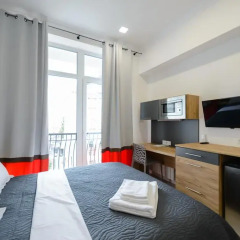 Гостиница Partner Guest House Khreschatyk 3* Студия разные типы кроватей фото 20