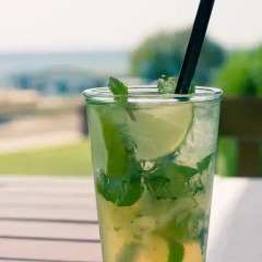 Hotel Berlin Beach гостиничный бар