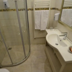 City Hotel Miskolc 4* Улучшенный номер с различными типами кроватей фото 5