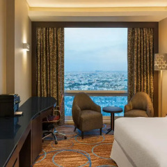 Отель Four Points by Sheraton Kuwait комната для гостей фото 4