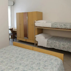 Mini Hotel 3* Номер категории Эконом с двуспальной кроватью фото 5