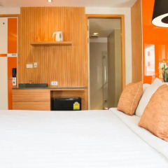 Отель Tango Vibrant Living Place Бангкок комната для гостей фото 5
