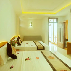 Отель Riverside Plum Garden Homestay 2* Улучшенный номер с различными типами кроватей фото 2