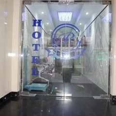 Royal Creek Hotel фитнесс-зал