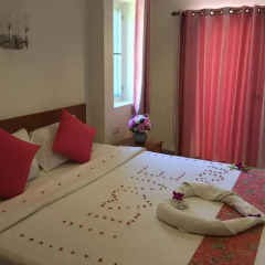 Thip Residence Boutique Hotel 3* Улучшенный номер с различными типами кроватей
