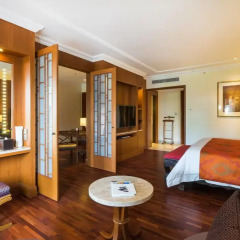 Sheraton Grande Sukhumvit, Luxury Collection Hotel, Bangkok 5* Люкс Rajah с различными типами кроватей фото 11