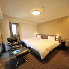 Отель Dormy Inn EXPRESS Meguro Aobadai Hot Spring 3* Стандартный номер с различными типами кроватей фото 2
