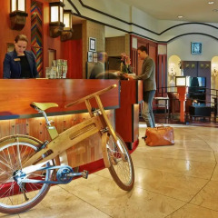 Отель Banks Mansion Hotel Нидерланды, Амстердам - 1 отзыв об отеле, цены и фото номеров - забронировать отель Banks Mansion Hotel онлайн спортивное сооружение