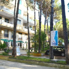 Отель Rezidenca Kalter Durres Голем парковка