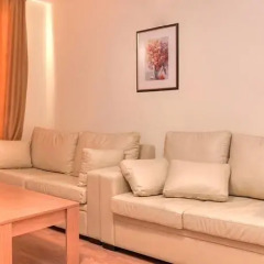 Апартаменты Crown and Imperial Fort Apartments комната для гостей фото 2