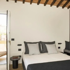 Milu Hotel 4* Улучшенный номер с различными типами кроватей