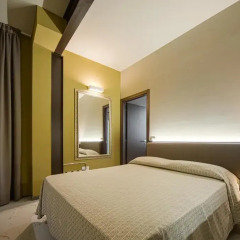 Hotel Aaron 3* Стандартный номер с двуспальной кроватью фото 7