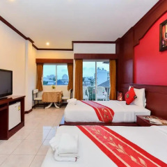 Отель Art Mansion Patong 3* Улучшенный номер двуспальная кровать фото 10