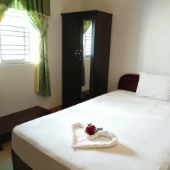 Hue Valentine Hotel 2* Стандартный номер с различными типами кроватей фото 2