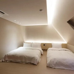 H Hotel 2* Стандартный номер с различными типами кроватей