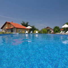 Отель Sunny Hills Villas бассейн фото 3