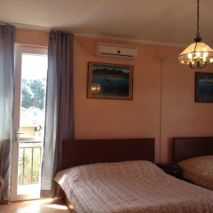 Отель Villa Gardenia Ureki 3* Стандартный семейный номер с двуспальной кроватью фото 14