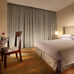 Отель Ramada by Wyndham Beijing Airport 4* Улучшенный номер с 2 отдельными кроватями фото 6