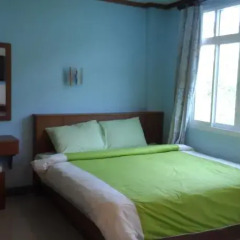 Отель Areeya Guesthouse комната для гостей