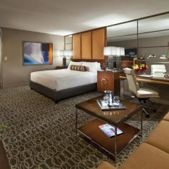 Отель MGM Grand 4* Номер West wing с двуспальной кроватью фото 2
