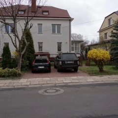 Zdrojowa28 Hostel Варшава парковка