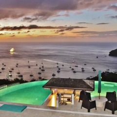 Отель Tropical Hideaway пляж