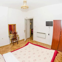 Отель Central GuestRooms Five Corners София комната для гостей фото 5