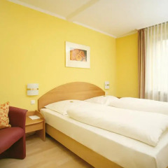 Отель Parkhotel im Lehel Германия, Мюнхен - 1 отзыв об отеле, цены и фото номеров - забронировать отель Parkhotel im Lehel онлайн комната для гостей фото 2