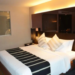 Отель Golden Tulip Mandison Suites 4* Номер Делюкс фото 10