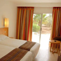 Отель Hôtel Golf Beach Тунис, Мидун - отзывы, цены и фото номеров - забронировать отель Hôtel Golf Beach онлайн комната для гостей
