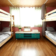 The One Hostel Кровать в общем номере с двухъярусной кроватью фото 11