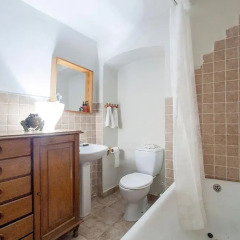 Отель Kaboom Showroom & Guesthouse ванная