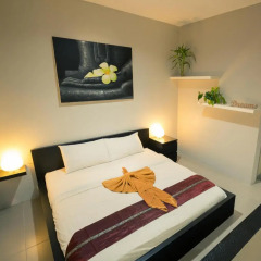 Отель Infinity Guesthouse 2* Улучшенный номер с различными типами кроватей