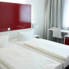 Admiral Hotel 3* Стандартный номер с различными типами кроватей фото 4
