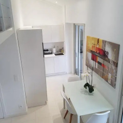 Отель R.D.V. Duplex Nice Center в номере фото 2