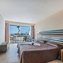 Отель Aparthotel Ponent Mar Улучшенные апартаменты с двуспальной кроватью фото 3