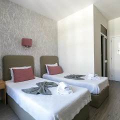Отель Guest House Porto Clerigus 3* Стандартный номер 2 отдельные кровати фото 2