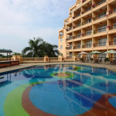 Sanya Golden Phoenix Sea View Hotel бассейн фото 2