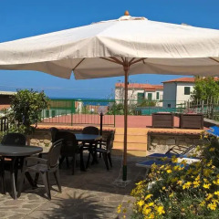 Отель Bed & Breakfast Alda Anselmi Марчиана бассейн фото 2
