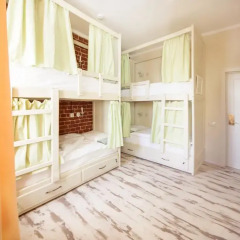 Nereus Hostel near Kremlin Кровать в женском общем номере двухъярусные кровати