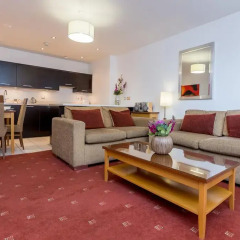 Отель PREMIER SUITES Manchester Апартаменты с 2 отдельными кроватями