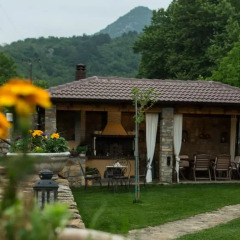 Отель Archontiko Emmanouilidi Suites