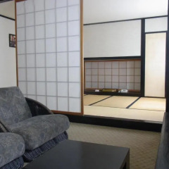 Asakusa Central Hotel 3* Стандартный семейный номер с различными типами кроватей