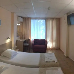Park Hotel Briz - Free Parking 3* Стандартный номер с различными типами кроватей фото 6