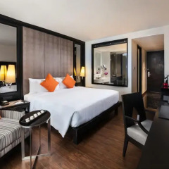 Mövenpick Hotel Sukhumvit 15 Bangkok 4* Представительский номер с различными типами кроватей фото 4