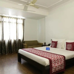 Отель OYO Premium Jaipur Junction 2* Стандартный номер с различными типами кроватей фото 2