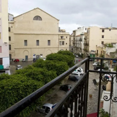 Отель Palermo Via Venezia Италия, Палермо - отзывы, цены и фото номеров - забронировать отель Palermo Via Venezia онлайн балкон