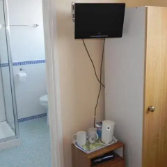 Отель New Kent сейф в номере
